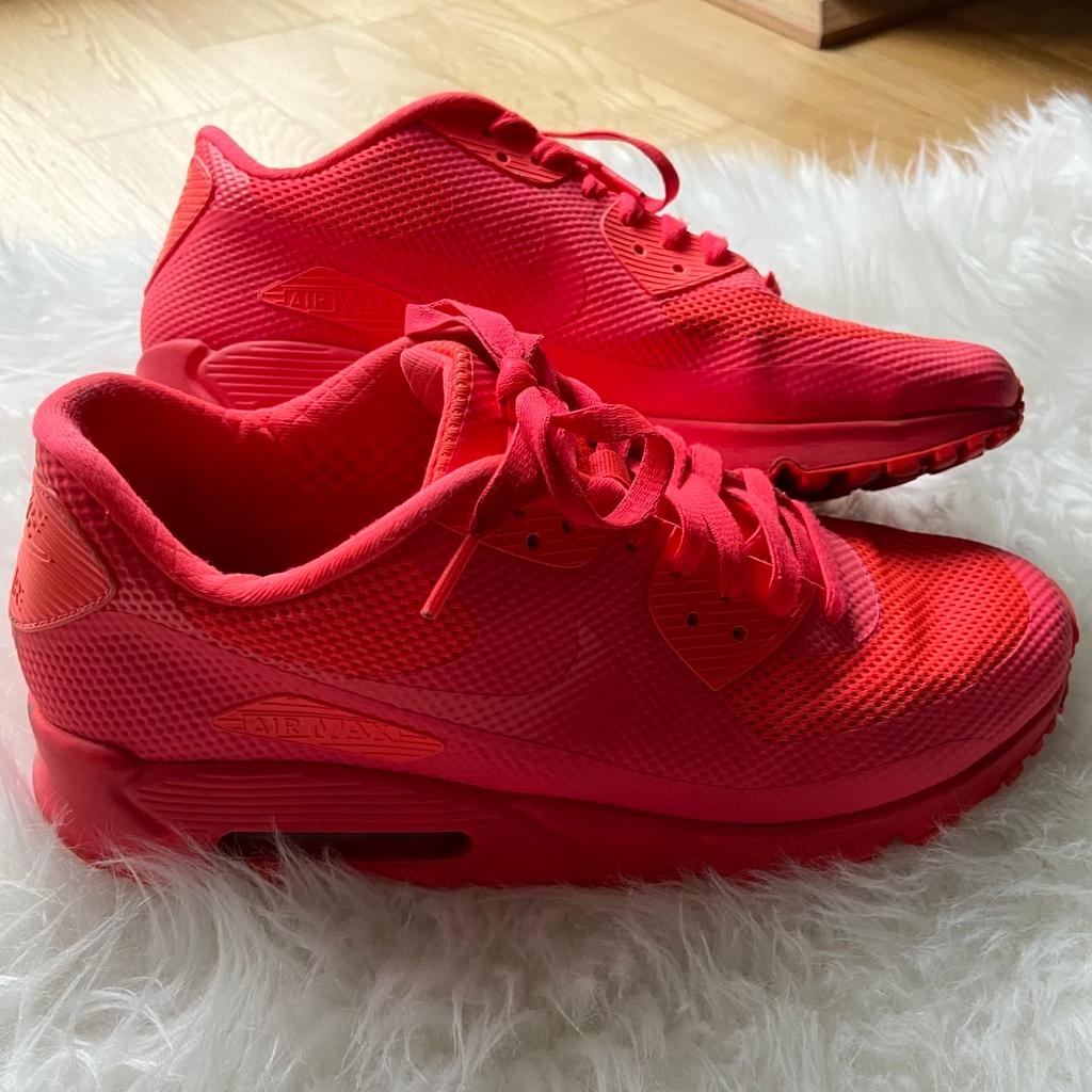 teleurstellen haai Mam NIKE AIR Max in 4020 Linz für € 90,00 zum Verkauf | Shpock AT