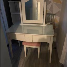 Hand made dressing table a stool , good condition couple of marks nothing that is showing up but always best to address. Stool will need recovering due to drink spillage. 2 drawers and mirror. Extremely heavy and will need two people to collect. We had this handmade and cost £300 pound but sadly we no longer have the room for it. No last/best price £30 is the price. No delivery collection only b36 0sd dimensions approx 150x140x 70