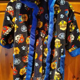 Paw patrol dressing gown only worn a few times so excellent condition no marks or damage size 3-4 years