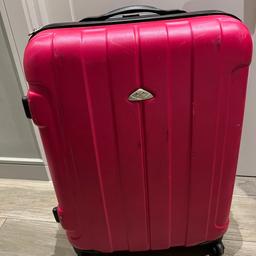 Giving away my well used travel luggage. 
It has some some minor scratches but other than that, the wheels are working fine. 

Available to collect in Victoria SW1