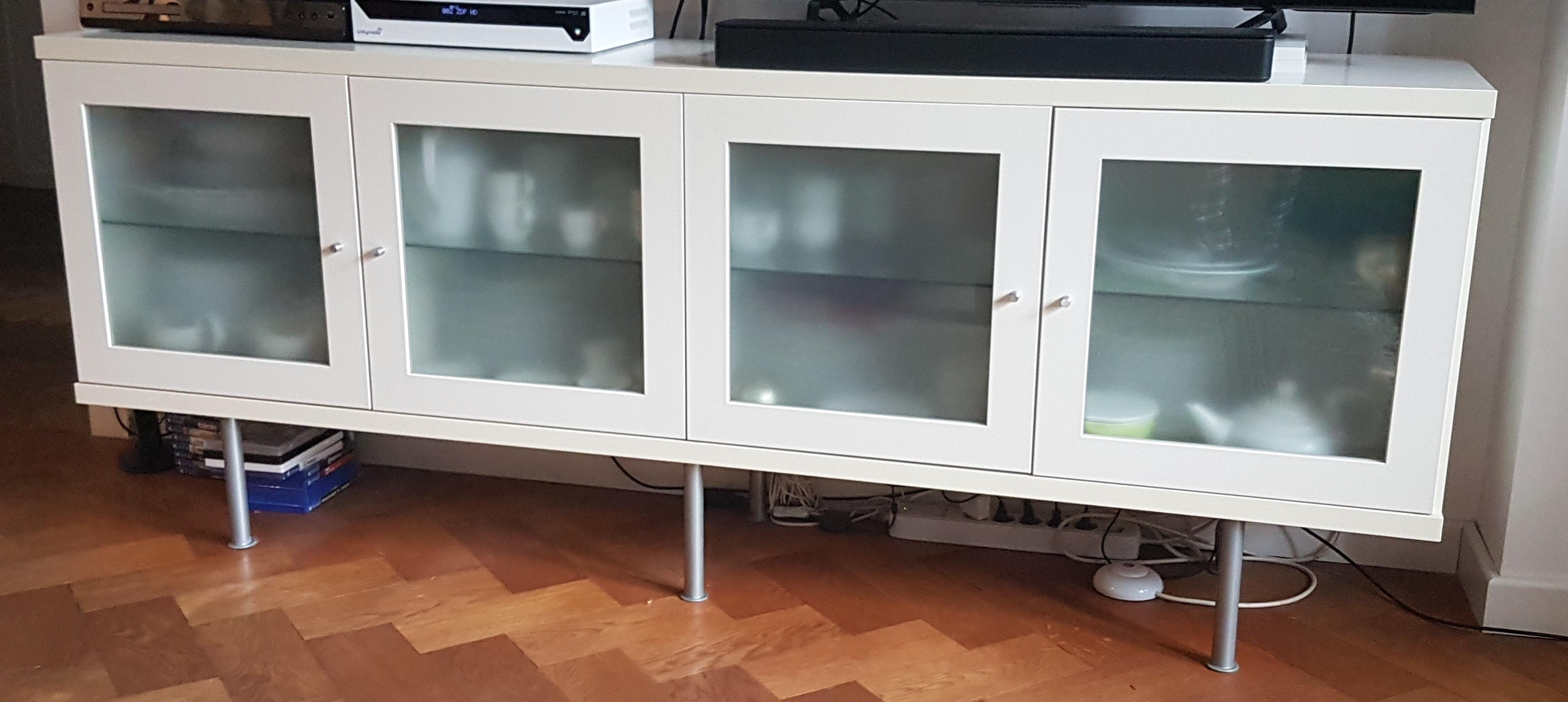 Ikea Bonde Sideboard Tv weiß Milchglastüren in 50937 Köln for €45.00 ...