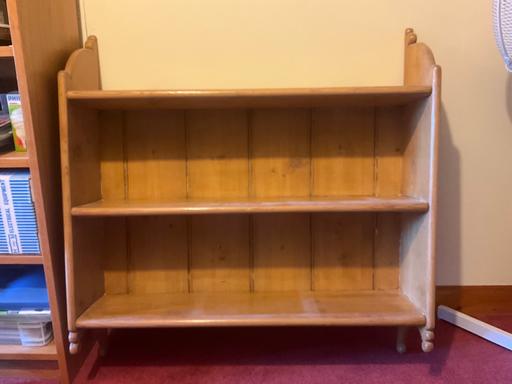 Buy & Sell Surrey Reigate and Banstead - Photos for Pine shelf