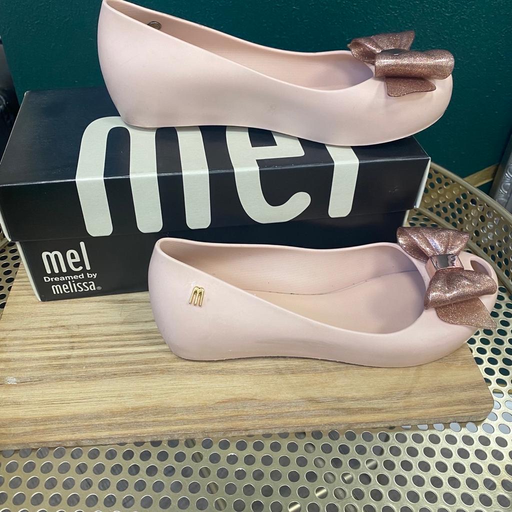 Mini melissa shoes hot sale size 1