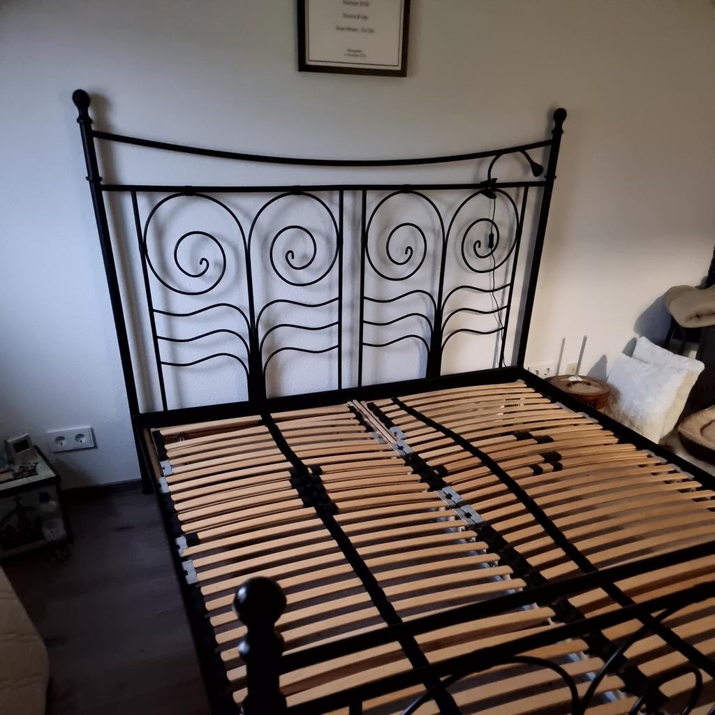 Ikea Metallbett 180x200 in schwarz in 76448 Durmersheim für 100,00 € zum Verkauf