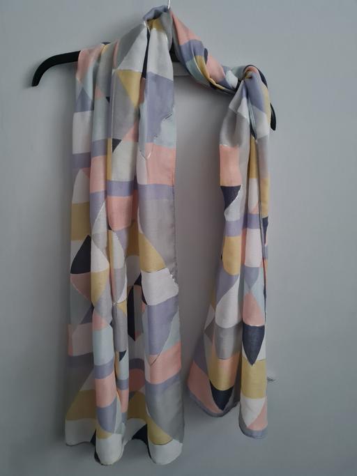 Buy & Sell Derbyshire South Derbyshire - Photos for Ladies Scarf