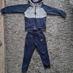 boys Nike tracksuit size 5.6years in excellent condition can post if buyer pays for postage
