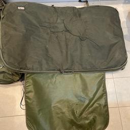 Trakker Armo padded unhooking large mat
Comes with shoulder Carry strap
Collection from Greenwich/charlton London