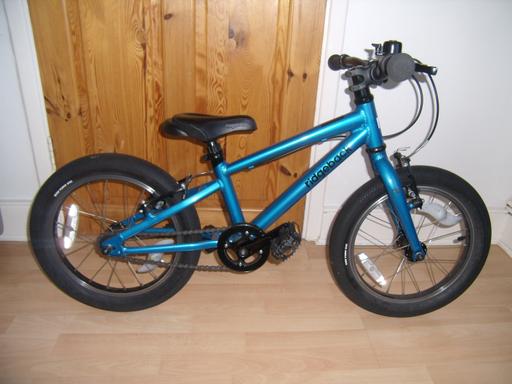 Buy & Sell East London Becontree Heath - East London - Photos for Ridgeback Dimension 16 Kids Blue Bike