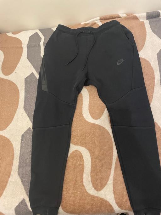 Buy & Sell Manor Park East London - Photos for Nike tech fleece bottoms (Old Season)