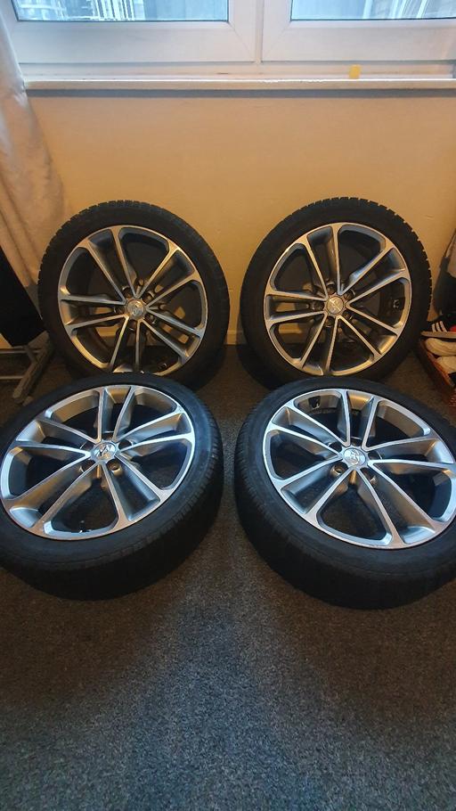 Vehicles East London Loxford - East London - Photos for Hyundai Alloy Wheels