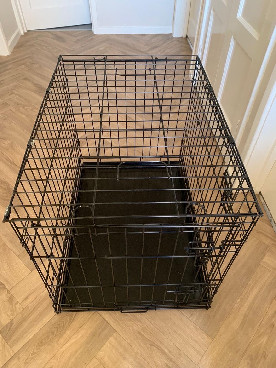 Dog crate medium size dog. in CH45 Wirral for £30.00 for sale Shpock