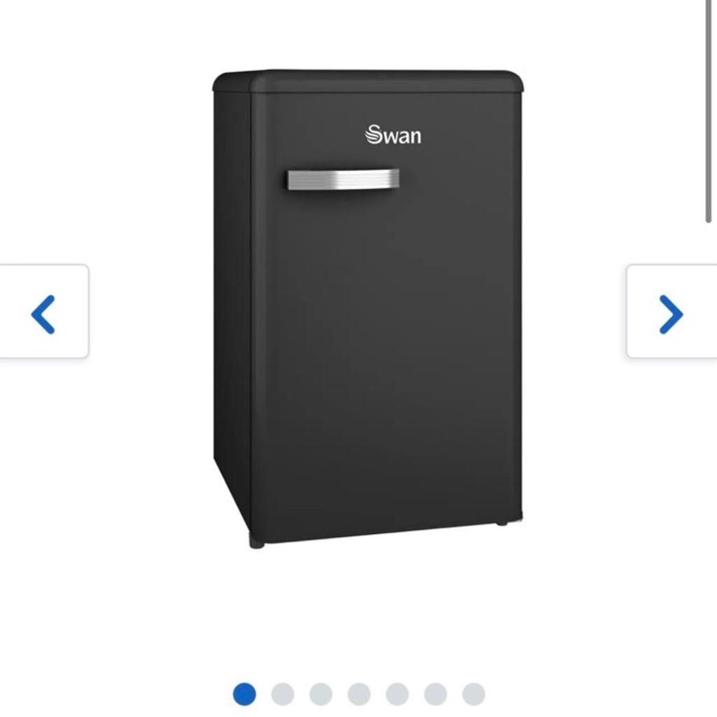 Swan retro undercounter fridge in B61 Bromsgrove für 120,00 £ zum