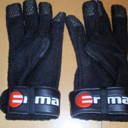 verkaufe

                  Erima Handschuhe - schwarz - Gr. 8 - gebraucht