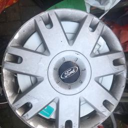 Used Ford wheel trim. I believe for a fiesta 14”. It has got some scratches as pictured hence the price.