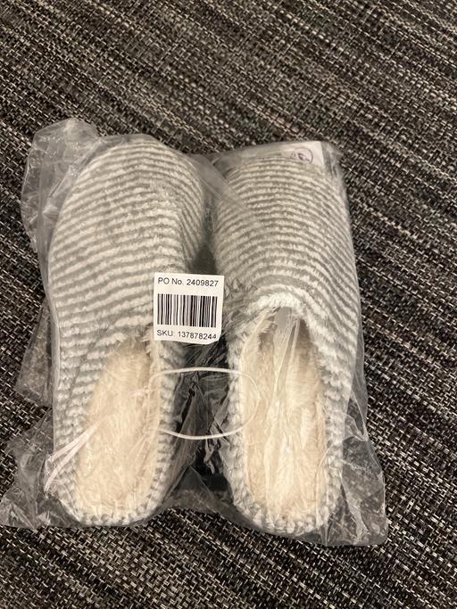 Buy & Sell West Midlands Birmingham - Photos for Brand new slippers