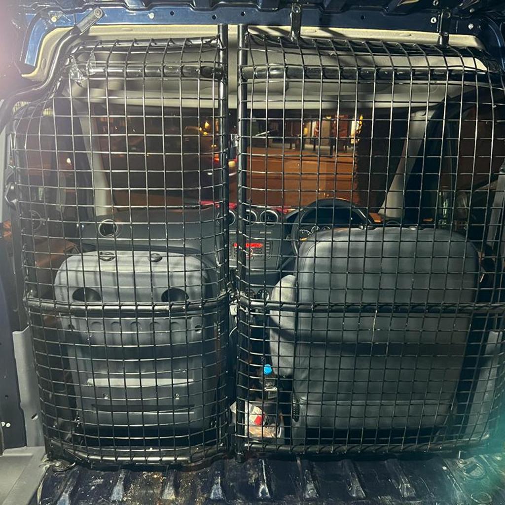 Ford Transit Connect Mesh in B32 Birmingham for £40.00 for sale | Shpock