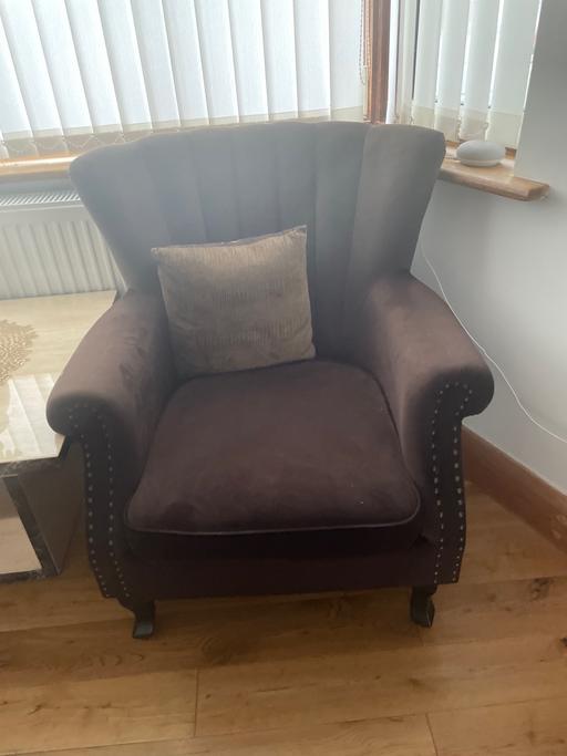 Buy & Sell North West London Harrow - Photos for Armchairs x 2