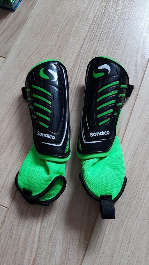 Buy & Sell Greater Manchester Wigan - Photos for Sondico ankle shin guards size m