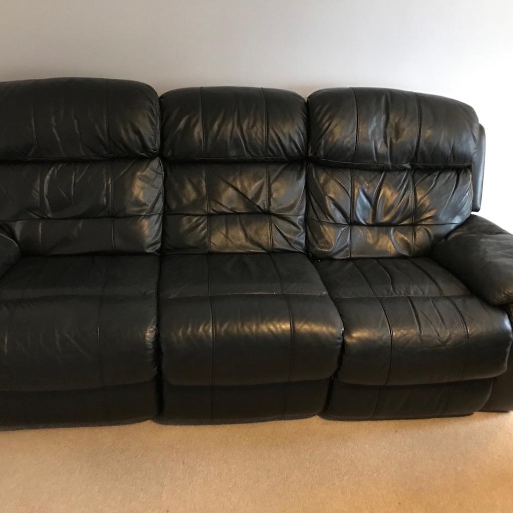 Two 3seater electric recliner sofas in LS15 Leeds for free for sale