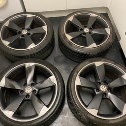 Set of Audi rotor alloys can fit Vw golf mark 5,6 and 7 and Audi A3 not sure on the rest
Has a few curb scuff but no cracks tyres hold pressure 350
Tyres 22540ZR18
Alloys 18X8J ET42