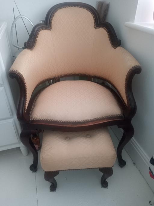 Buy & Sell North London Finsbury Park - North London - Photos for Reupholstered Armchair with Footstool