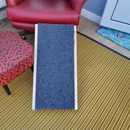 Dog Ramp
adjustable
recently won it myself on another site
unfortunately it is not suitable for my dog,
does have a few bits of wear
but nothing serious,
collection only Coventry