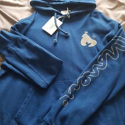 BNWT mens Money brand hoody

Collection only from Castle Vale b35 6de