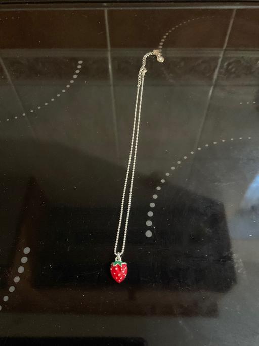 Buy & Sell West Midlands Walsall - Photos for Girls strawberry necklace