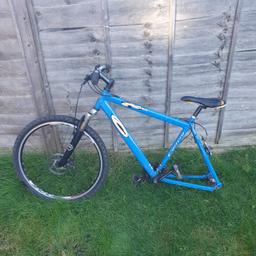 needs new:
complete rear wheel
brake pads (rear wheel)
front forks need greasing
seat
shifters

sold as seen
need it gone