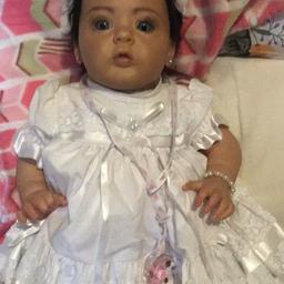 Full limbed, vinyl reborn girl doll, she has lovely rooted hair, blue glass eyes, she wears newborn size clothing and takes a magnetic dummy
Will go to new home in outfit she is wearing in picture, a magnetic dummy and blanket
Comes from a pet free and smoke free home
Unable to take payment plans at this moment in time



Urgent sale needed 