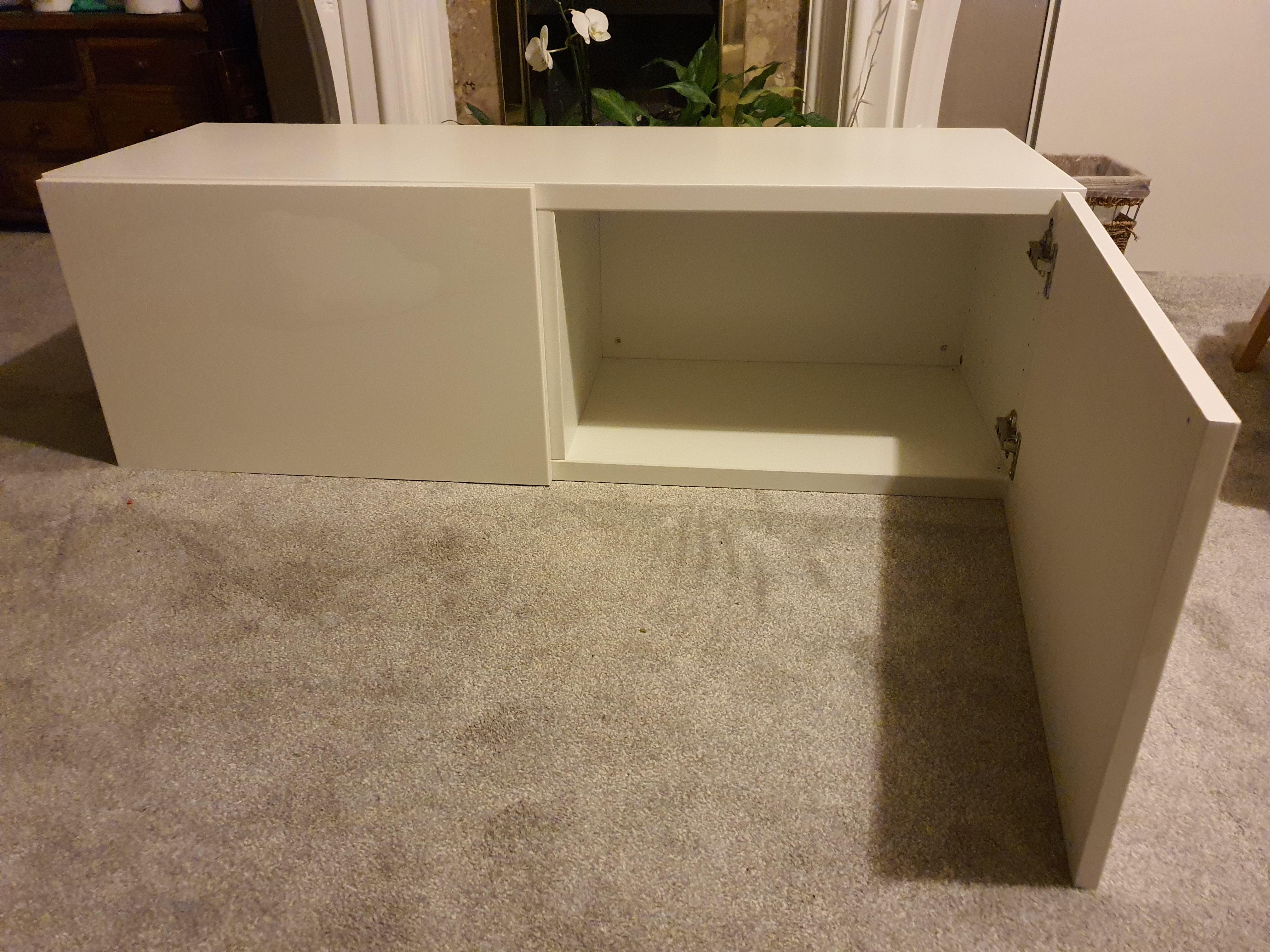 IKEA BESTA Unit/TV Stand white gloss in BL3 Bolton für £ 35,00 zum