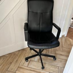 Office chair used.

Padded seat and arm rest. Faux leather starting to peel as pictures show.
Some punctures also in pictures.

Adjustable seat height 40cm - 55cm.