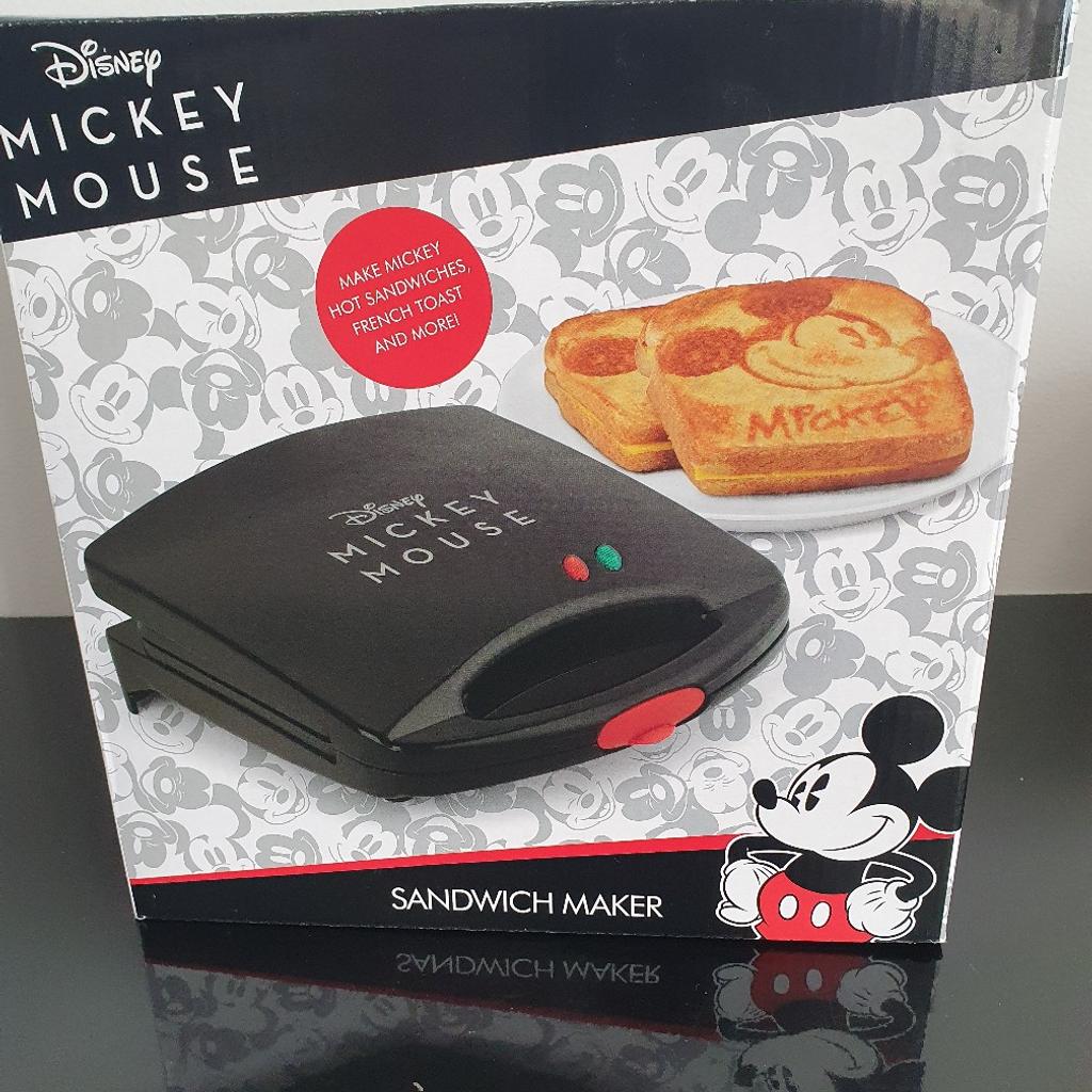 disney mickey mouse sandwich maker in E11 London Borough of Redbridge