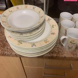 Crockery set , few chips nothing major hence the price collection only ,