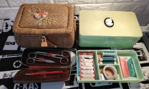 courses West Midlands Birmingham - Photos for 2 small vintage sewing boxes & bits