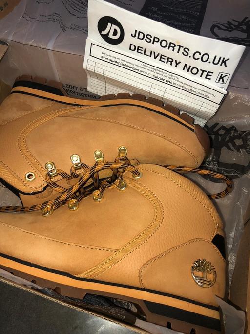 Buy & Sell Essex Epping Forest - Photos for Timberland trainers