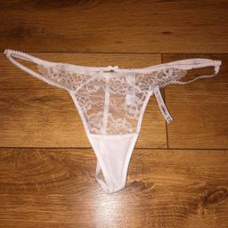 Gorgeous BNWT Ann Summers white lace thong 
Size 16-18

Pick up TS4 Longlands area or can post but buyer must pay postage