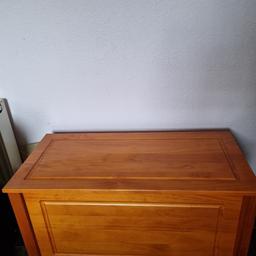 wooden blanket/storage box was just sat in bedroom, it's had no use, ossett collection preferred may deliver, I'm in ossett, message for more information