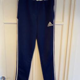 Adidas navy tracksuit bottoms. Size 13-14year old. Good condition. Having a clear out. Collection only. Thanks for looking.