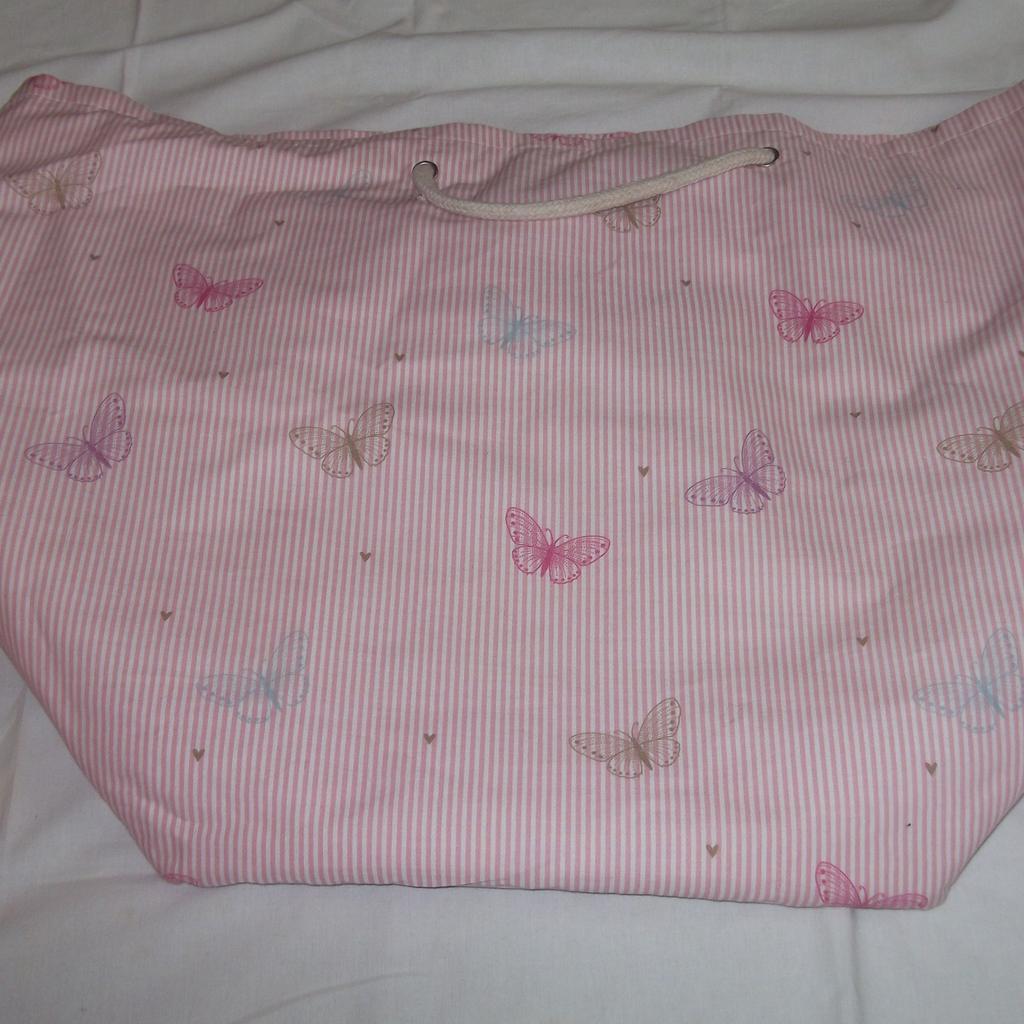 Rope handled bags pink/white striped, butterfly motifs
35 cm x 50 cm (14" x 20)
one has some scribbling top of one side other side's fine
open topped