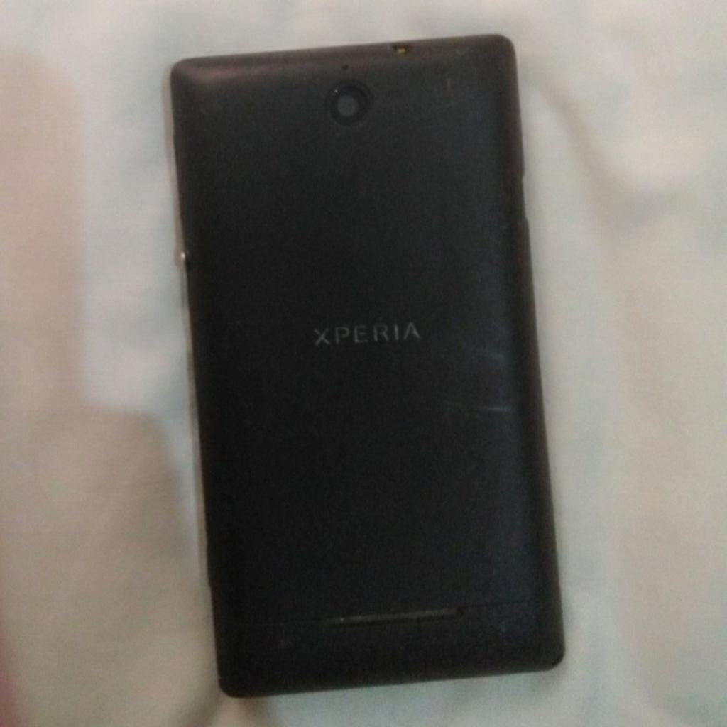 Sony Xperia E C1505. Unlocked. Black in colour. 4GB in storage. Preowned, Good condition. Small signs of wear, as shown in pictures, phone fully functional. Handset only.

#springclean