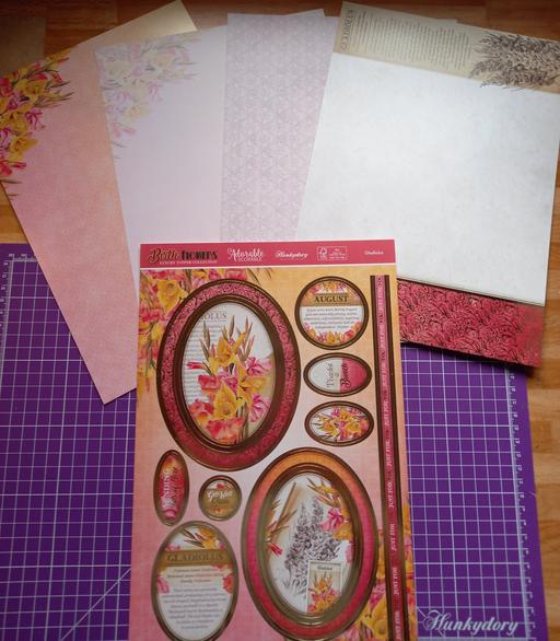 courses Pembrokeshire - Wales Clarbeston Road - Pembrokeshire - Photos for Card Crafting bundle