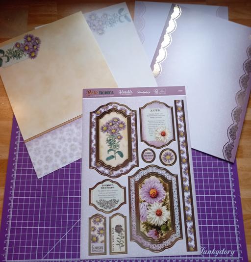 courses Pembrokeshire - Wales Clarbeston Road - Pembrokeshire - Photos for Card Crafting bundle