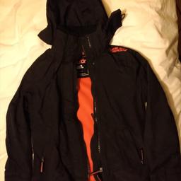 Women's Superdry Coat/Jacket
Size medium
Worn a handful of times.
Good condition.