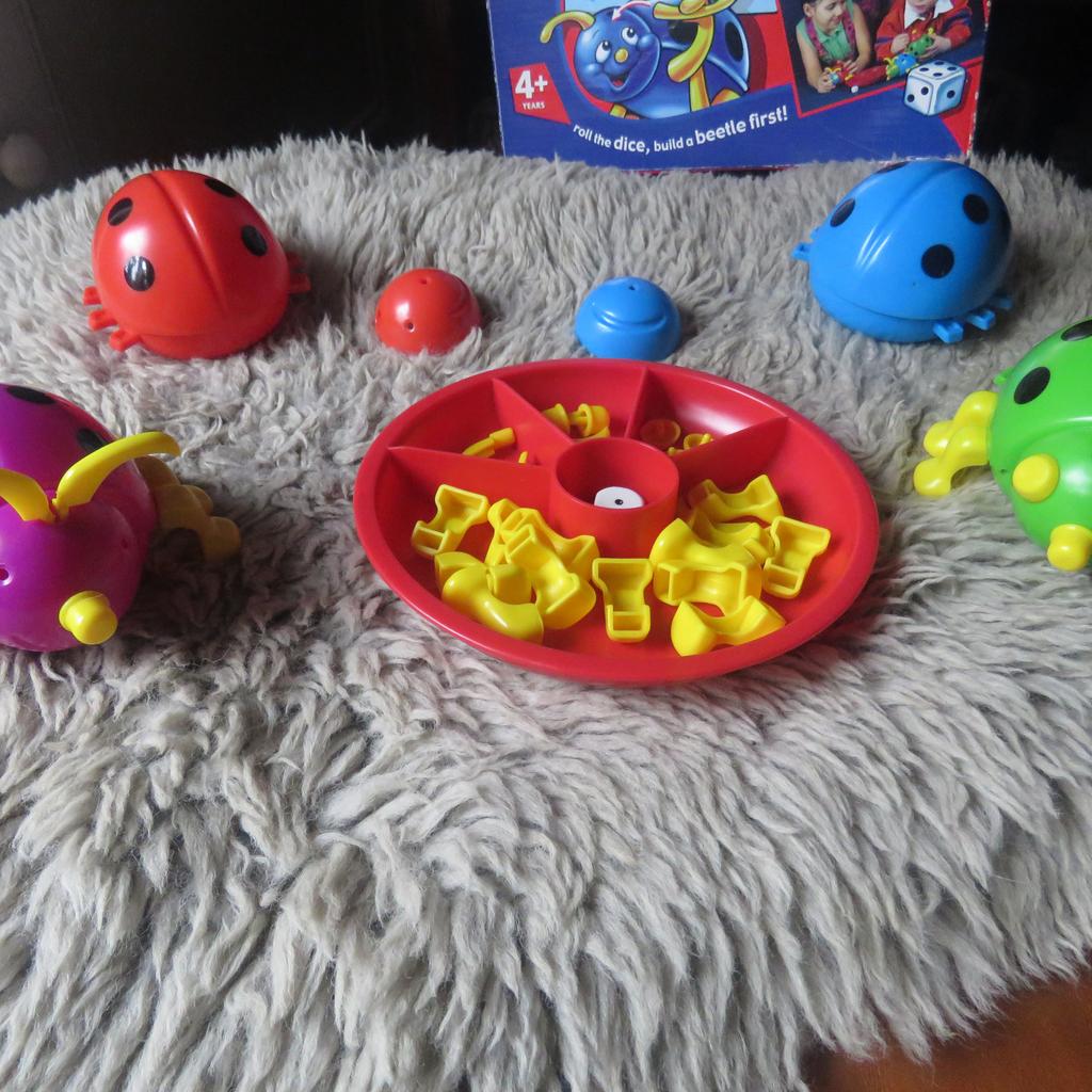 kids build a beetle game players 2 -4 for kids all ages in very good condition pickup only