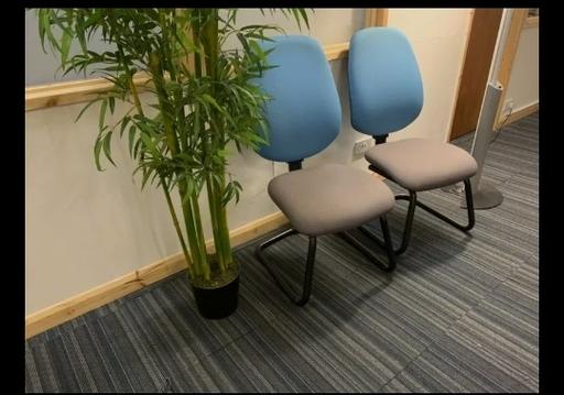 Buy & Sell South East London Croydon - Photos for Office Cantilever Meeting Chairs