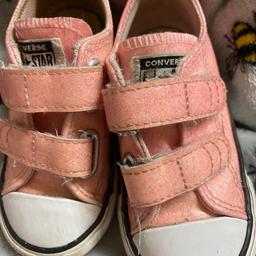 Pink converse size 6 very good clean  condition