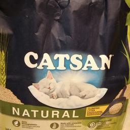 Catsan Natural Biodegradable Clumping Cat Litter bought brand new, our cat will not use looks yellow in colour very fine material.

20L bag only one litter tray tipped out to use but not used.

I would like it to be used rather than wasted.