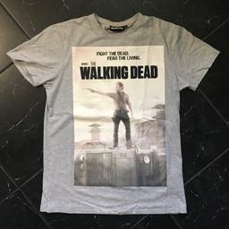 Verkaufe Walking Dead T-Shirt in der Gr.M.

Versand für 2,70€.

Schaut auch auf meine anderen Angebote.