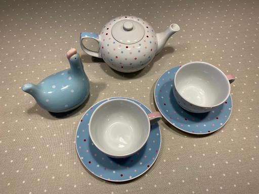 Buy & Sell Kent Medway - Kent - Photos for Polka dot teapot set